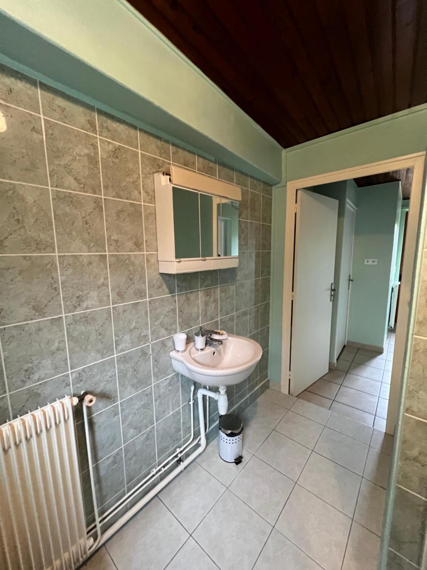 Chez Paul Villa Saint-Jean-de-Thurigneux ภายนอก รูปภาพ